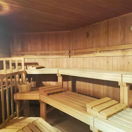Appartamento Traveloge Mit Schwimmbad Und Sauna